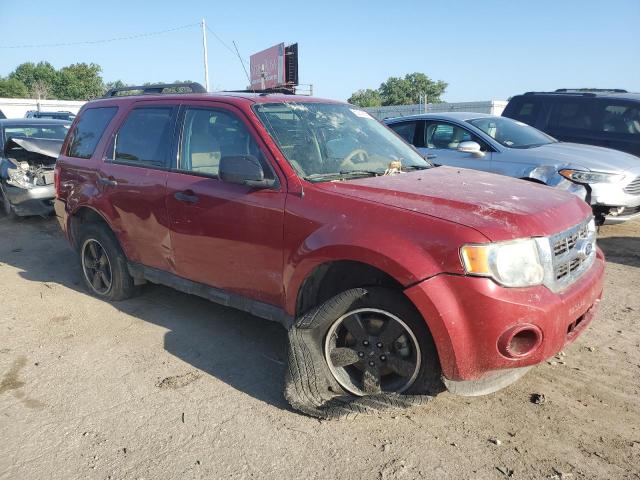 1FMCU0DG3BKA49754 - 2011 FORD ESCAPE XLT RED photo 4