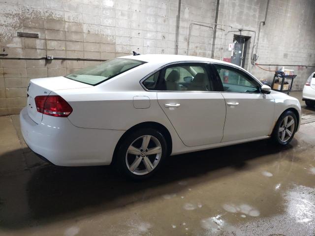 1VWBH7A35CC097098 - 2012 VOLKSWAGEN PASSAT SE Blanc photo 3