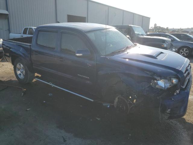 3TMJU4GN6FM191737 - 2015 TOYOTA TACOMA DOUBLE CAB PRERUNNER BLUE photo 4