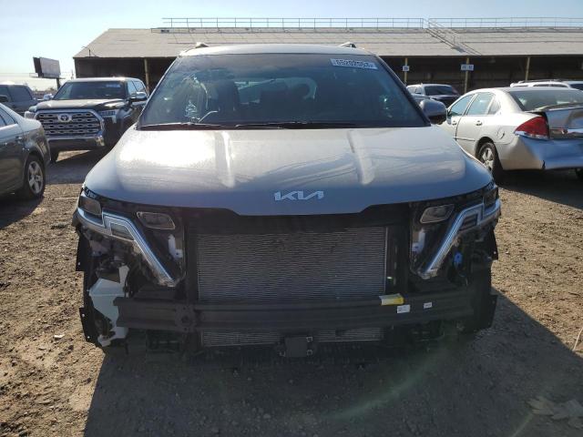 KNDNE5H36P6198321 - 2023 KIA CARNIVAL SX GRAY photo 5