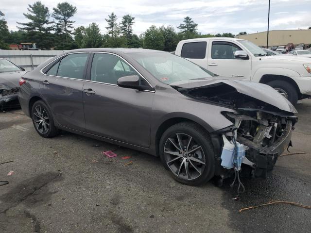 4T1BF1FK2HU656285 - 2017 TOYOTA CAMRY LE GRAY photo 4