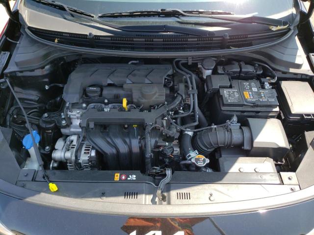 3KPA24AD2NE491340 - 2022 KIA RIO LX BLACK photo 11