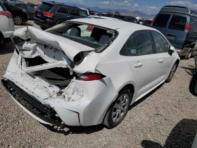 5YFEPMAE1MP248806 - 2021 TOYOTA COROLLA LE WHITE photo 3
