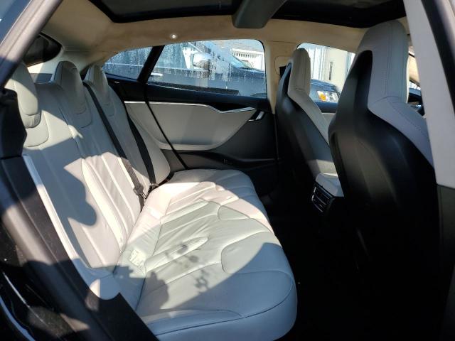 5YJSA1DN7DFP04530 - 2013 TESLA MODEL S შავი ფოტო 10