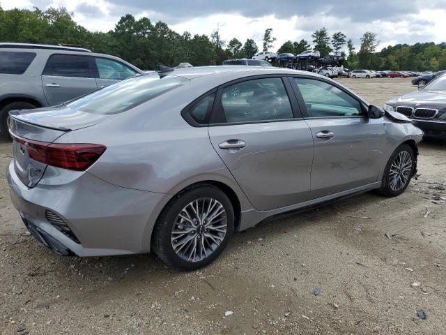 3KPF54AD6PE568193 - 2023 KIA FORTE GT LINE GRAY photo 3