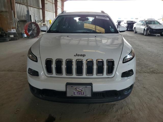 1C4PJLCB7GW312625 - 2016 JEEP CHEROKEE LATITUDE WHITE photo 5