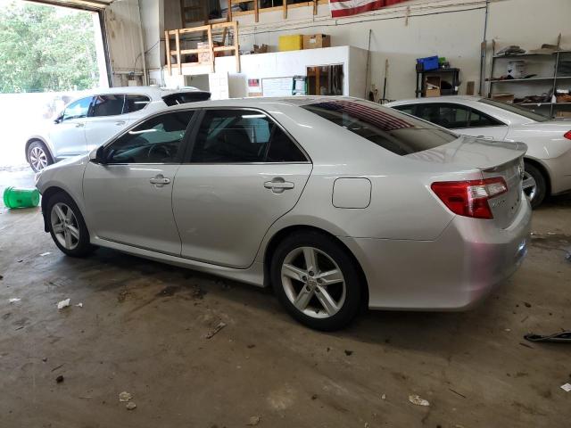 4T1BF1FK4DU638560 - 2013 TOYOTA CAMRY L SILVER photo 2