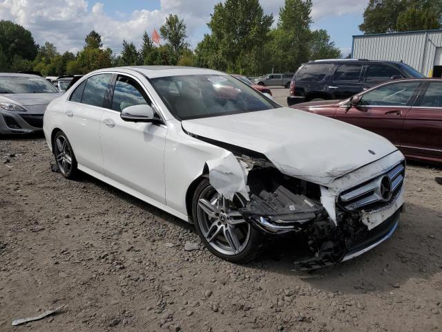 WDDZF4JB7KA550750 - 2019 MERCEDES-BENZ E 4MAT 300 WHITE photo 4