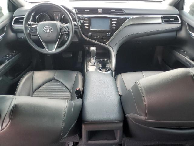 4T1B11HK1JU078892 - 2018 TOYOTA CAMRY L SILVER photo 8