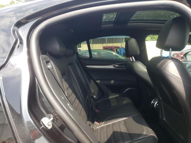 ZASFAKNN4J7B86097 - 2018 ALFA ROMEO STELVIO TI SPORT BLACK photo 11