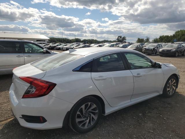 19XFC2F77JE003441 - 2018 HONDA CIVIC EX WHITE photo 3