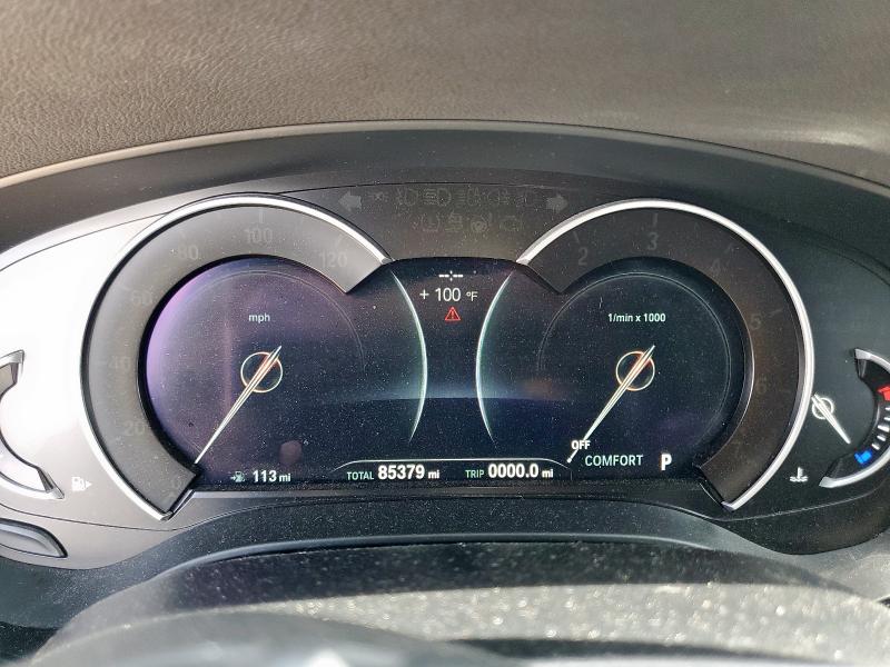 WBAJE5C55JWA94515 - 2018 BMW 540 I WHITE photo 9