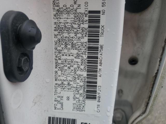 3TMJU62N39M086046 - 2009 TOYOTA TACOMA DOUBLE CAB PRERUNNER WHITE photo 12
