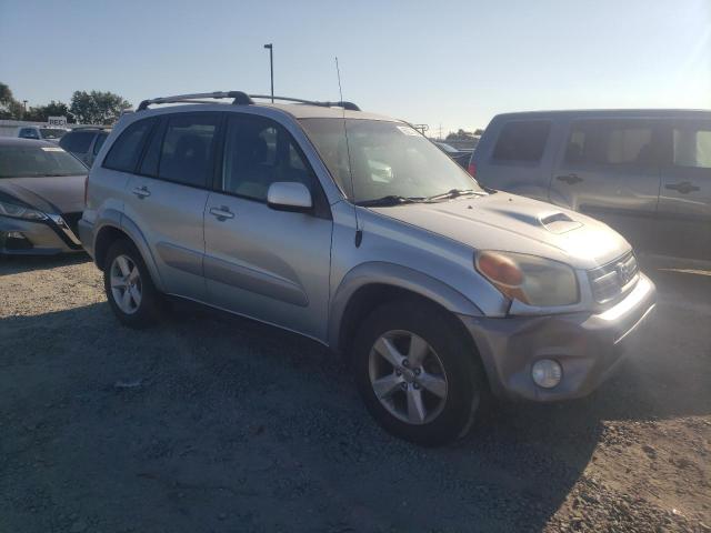 JTEGD20V940046213 - 2004 TOYOTA RAV4 SILVER photo 4