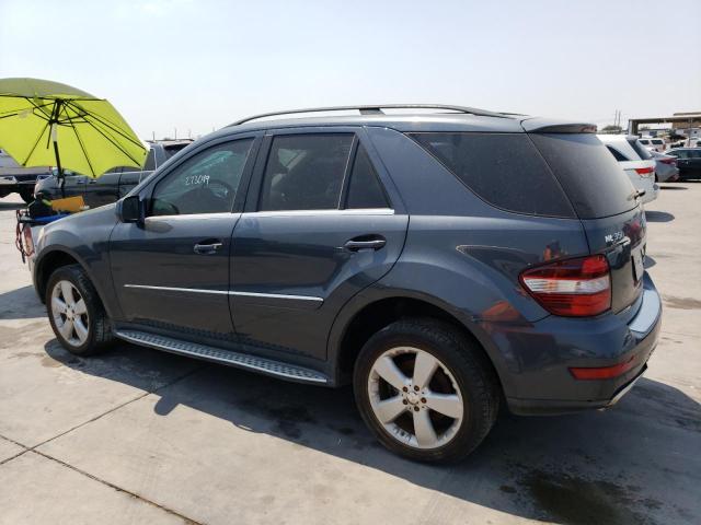 4JGBB8GB5AA618995 - 2010 MERCEDES-BENZ ML 350 4MATIC GRAY photo 2