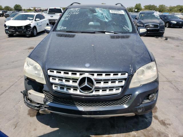 4JGBB8GB5AA618995 - 2010 MERCEDES-BENZ ML 350 4MATIC GRAY photo 5