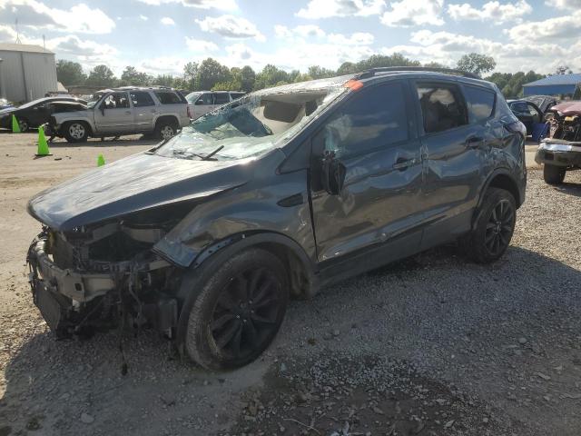 2017 FORD ESCAPE SE, null
