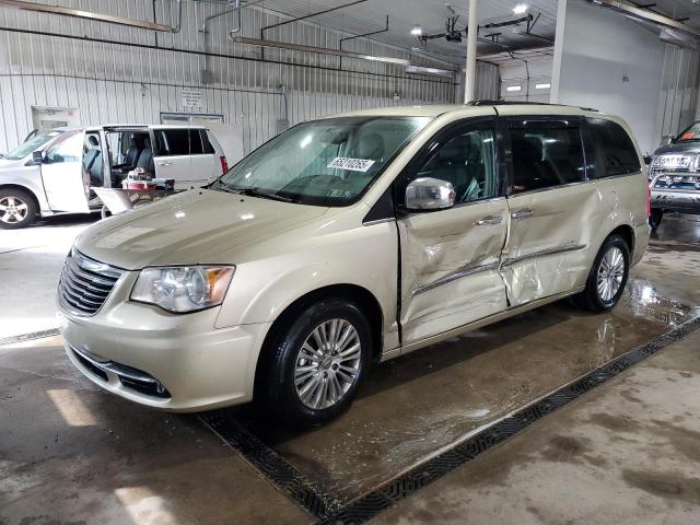 2A4RR8DG2BR783876 - 2011 CHRYSLER TOWN & COU TOURING L BEIGE photo 1