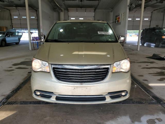 2A4RR8DG2BR783876 - 2011 CHRYSLER TOWN & COU TOURING L BEIGE photo 5