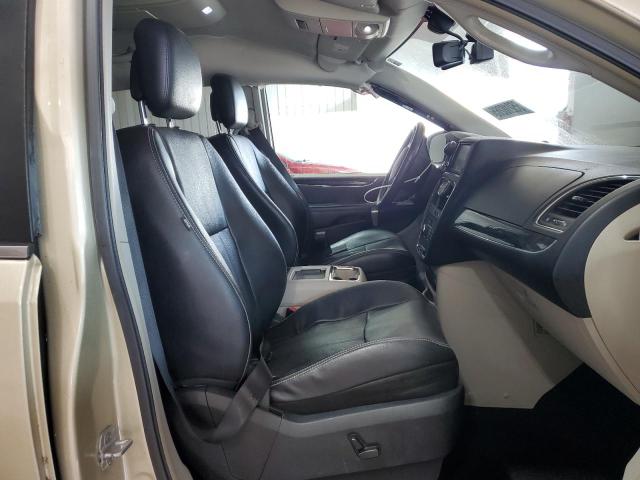 2A4RR8DG2BR783876 - 2011 CHRYSLER TOWN & COU TOURING L BEIGE photo 7