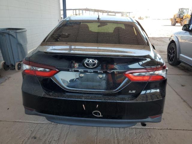 4T1C11AK0NU689761 - 2022 TOYOTA CAMRY LE BLACK photo 6