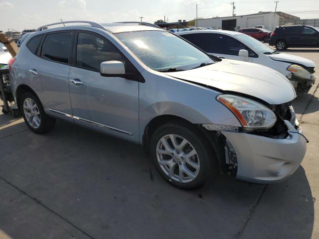 JN8AS5MT7BW163281 - 2011 NISSAN ROGUE S SILVER photo 4