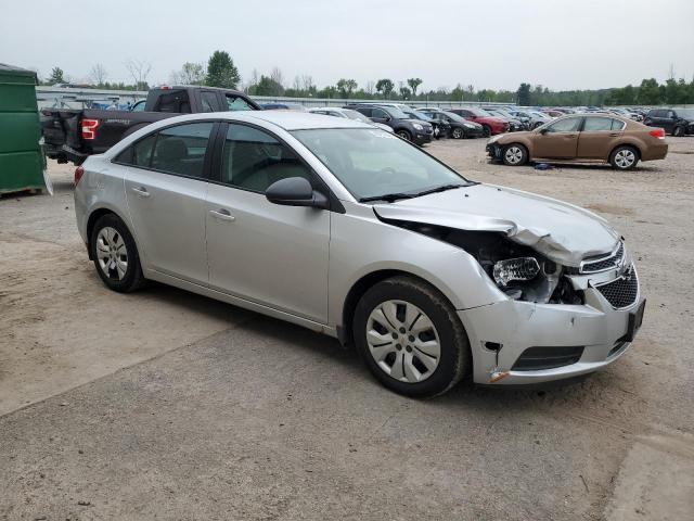 1G1PA5SG7E7256761 - 2014 CHEVROLET CRUZE LS SILVER photo 4