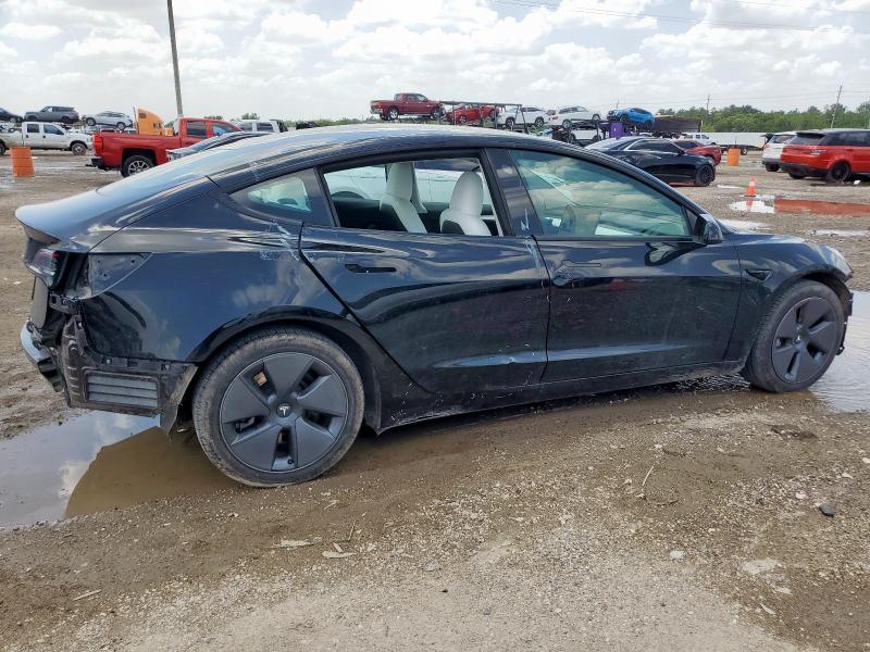 5YJ3E1EA9PF563761 - 2023 TESLA MODEL 3 BLACK photo 3