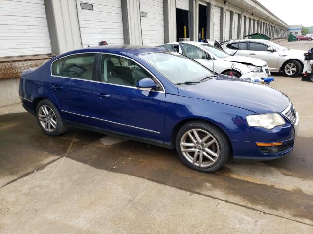 WVWEK73C48P090688 - 2008 VOLKSWAGEN PASSAT LUX BLUE photo 4