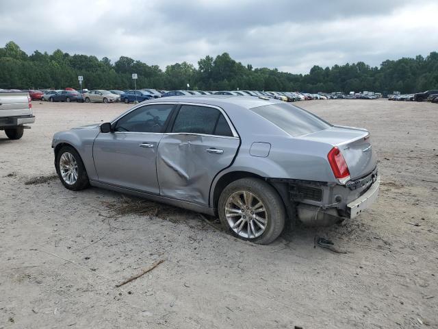 2C3CCAEG4GH260833 - 2016 CHRYSLER 300C SILVER photo 2