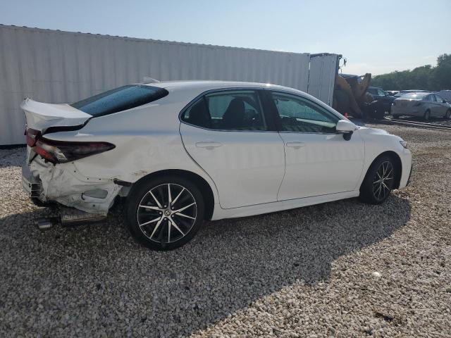 4T1G11AK9RU197740 - 2024 TOYOTA CAMRY SE NIGHT SHADE WHITE photo 3