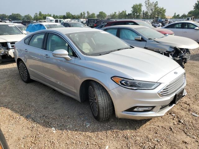 3FA6P0T93HR396748 - 2017 FORD FUSION SE SILVER photo 4