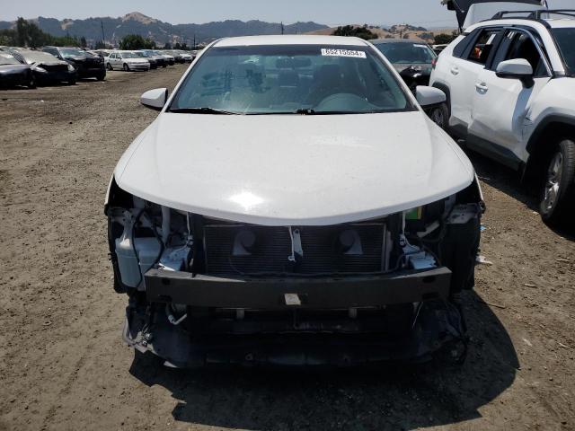 4T1BF1FK0EU303443 - 2014 TOYOTA CAMRY L WHITE photo 5