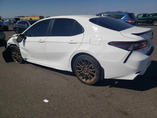 4T1G11AK9PU136806 - 2023 TOYOTA CAMRY SE NIGHT SHADE WHITE photo 2
