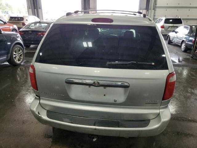 2C4GT54L84R568385 - 2004 CHRYSLER TOWN & COU TOURING SILVER photo 6