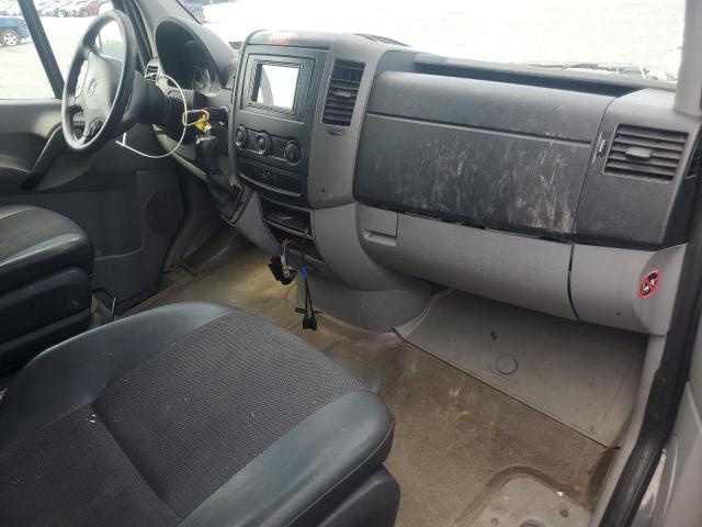 WD4PE8CC2D5728745 - 2013 MERCEDES-BENZ SPRINTER 2500 GRAY photo 8