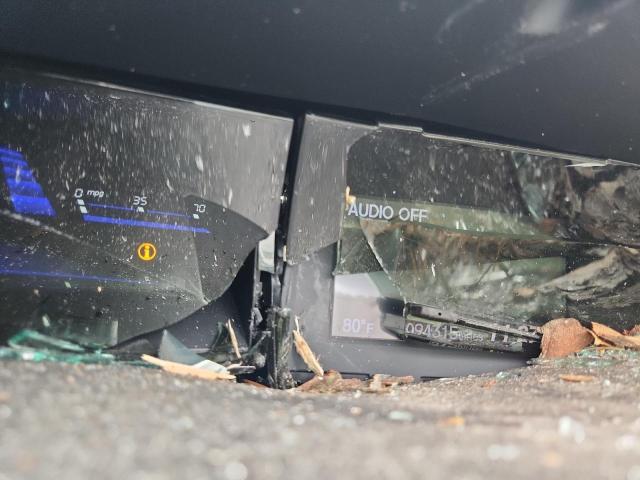 19XFB2F73FE107466 - 2015 HONDA CIVIC SE WHITE photo 9