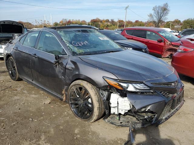 4T1KZ1AK8MU059604 - 2021 TOYOTA CAMRY TRD GRAY photo 1