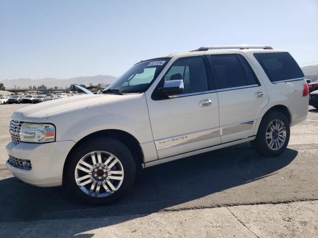 5LMFU27518LJ12241 - 2008 LINCOLN NAVIGATOR WHITE photo 1