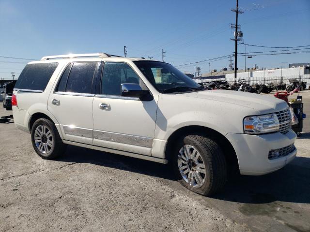 5LMFU27518LJ12241 - 2008 LINCOLN NAVIGATOR თეთრი ფოტო 4