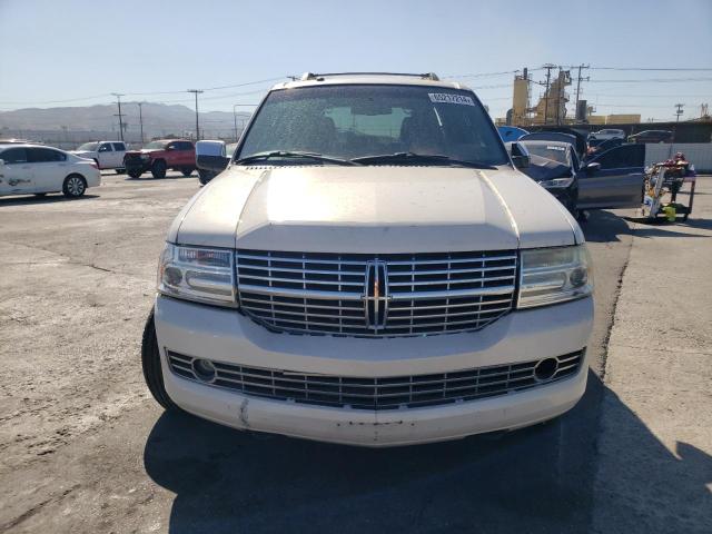5LMFU27518LJ12241 - 2008 LINCOLN NAVIGATOR თეთრი ფოტო 5