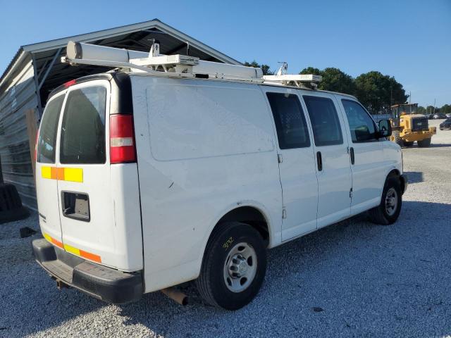 1GCWGFCA4D1904088 - 2013 CHEVROLET EXPRESS G2 WHITE photo 3