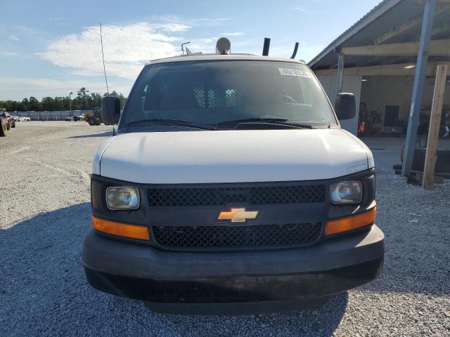 1GCWGFCA4D1904088 - 2013 CHEVROLET EXPRESS G2 WHITE photo 5