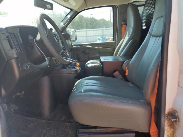 1GCWGFCA4D1904088 - 2013 CHEVROLET EXPRESS G2 WHITE photo 7