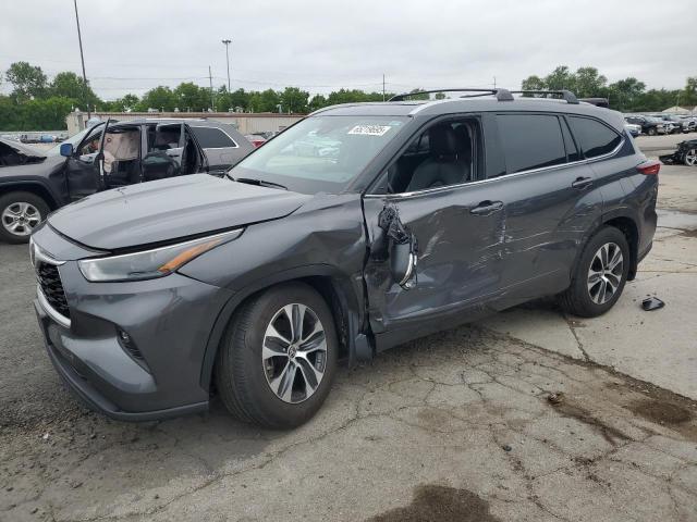 2022 TOYOTA HIGHLANDER XLE, 
