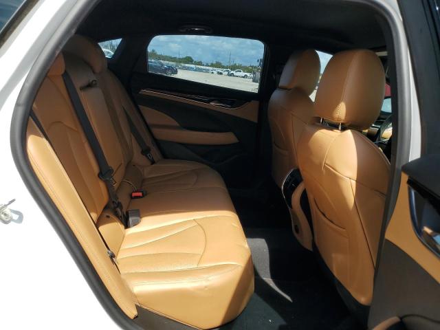 1G4ZP5SS8HU182948 - 2017 BUICK LACROSSE ESSENCE თეთრი ფოტო 10