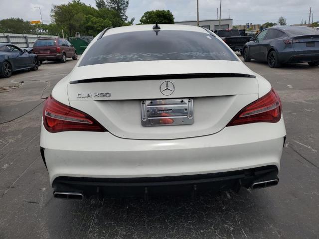 WDDSJ4EB6JN520320 - 2018 MERCEDES-BENZ CLA 250 Белый фото 6