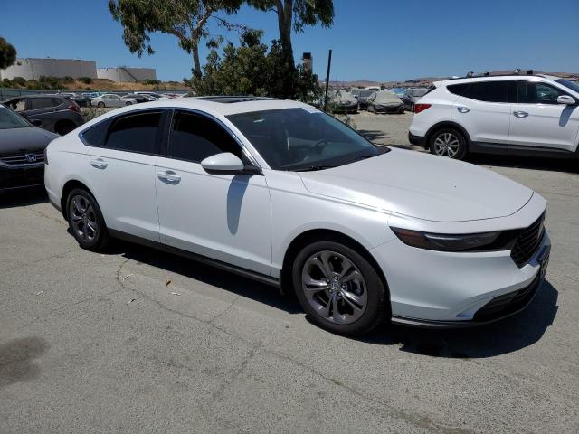 1HGCY1F30RA051259 - 2024 HONDA ACCORD EX WHITE photo 4