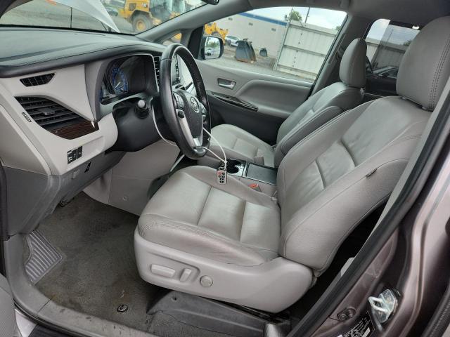 5TDYZ3DC7LS058929 - 2020 TOYOTA SIENNA XLE 灰色 照片 7