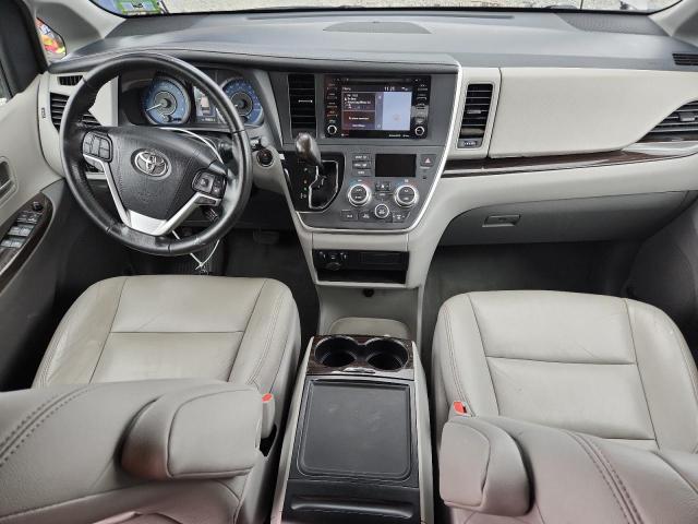 5TDYZ3DC7LS058929 - 2020 TOYOTA SIENNA XLE 灰色 照片 8